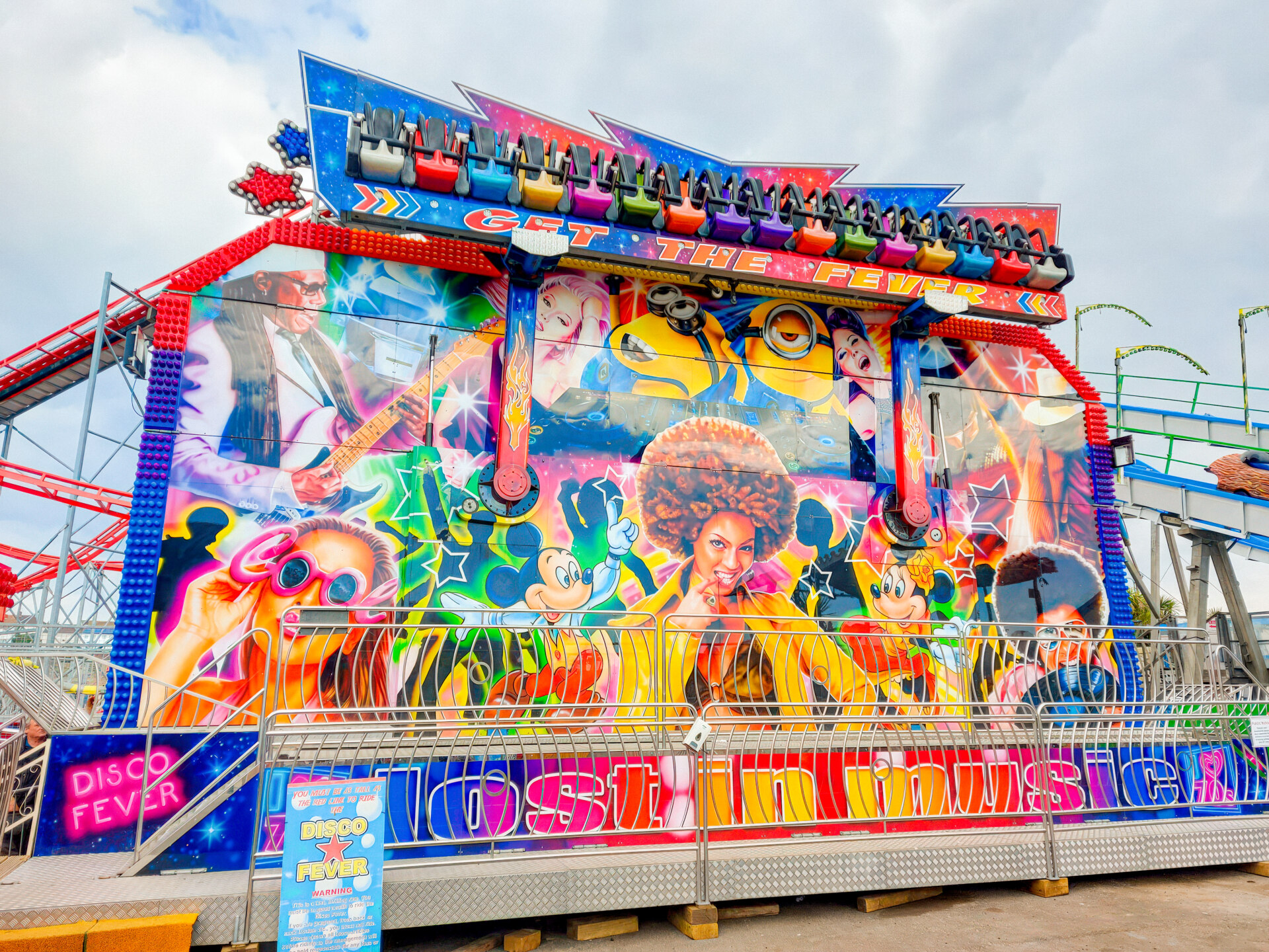 LARGE rides barry island pleasure park wales 22