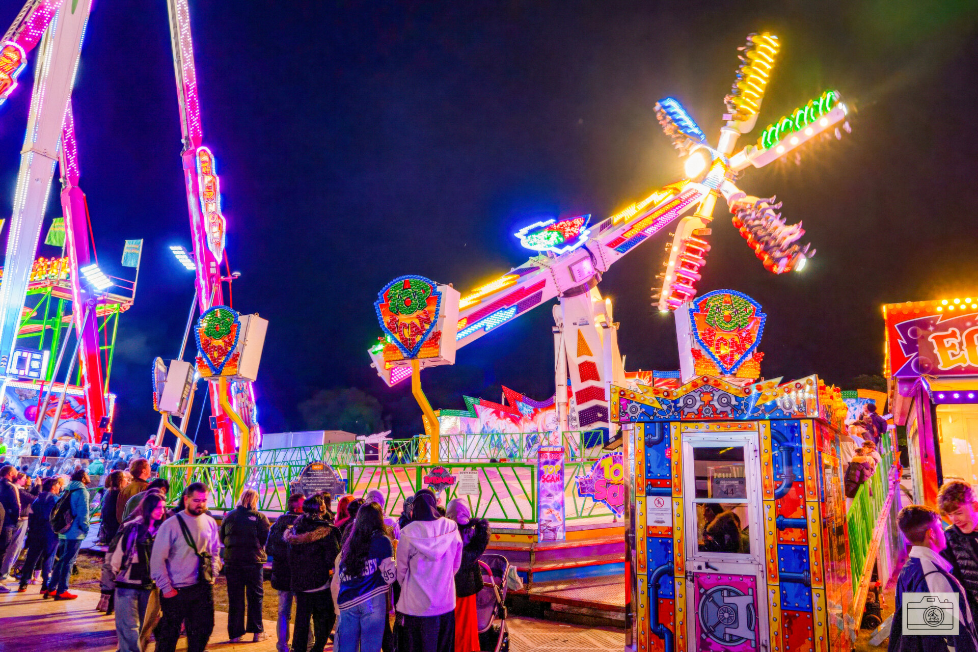 LARGE rides barry island pleasure park wales 30